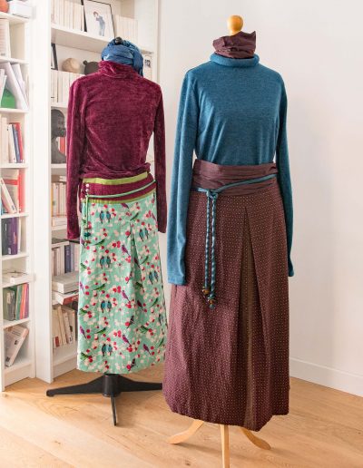 Jupes Hanami et Kyoto, longues et élégantes, confectionnées en tissu recyclé, avec détails uniques comme ceinture perlée et doublure en fourreau